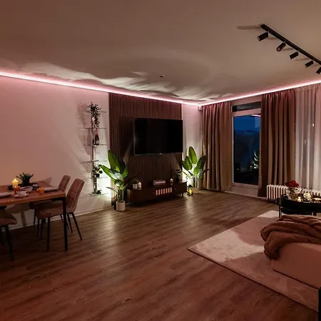 Business & Auszeit Bei Duesseldorf L Pool L Sauna Apartment