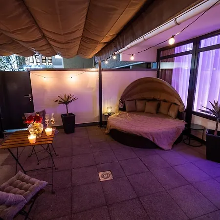 Business & Auszeit Bei Duesseldorf L Pool L Sauna * Neuss