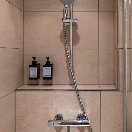 Business & Auszeit Bei Duesseldorf L Pool L Sauna